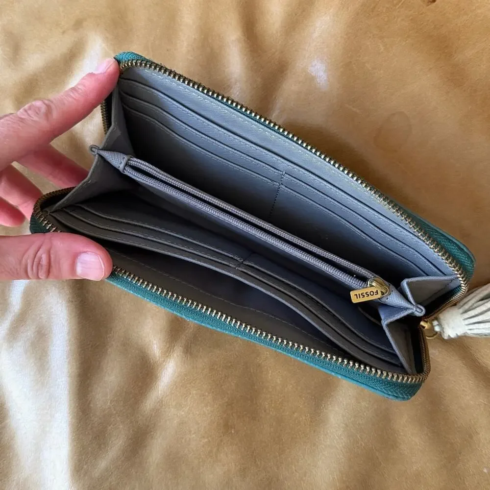 FOSSIL Turquoise Pebbled Leather Wallet with Tassel